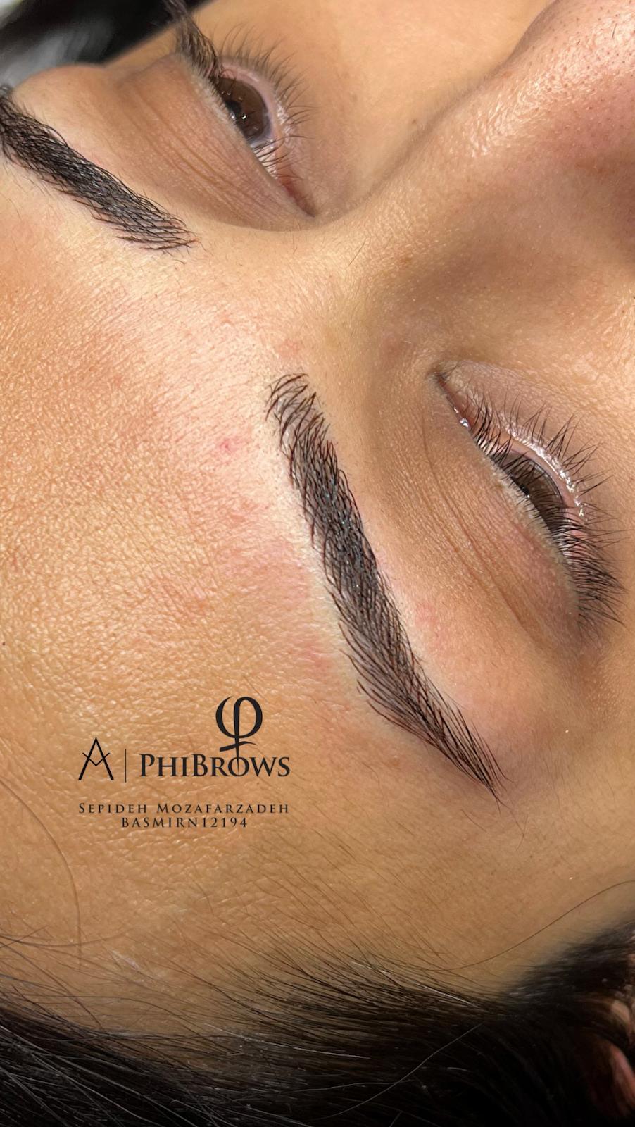 Eyebrow shaping result